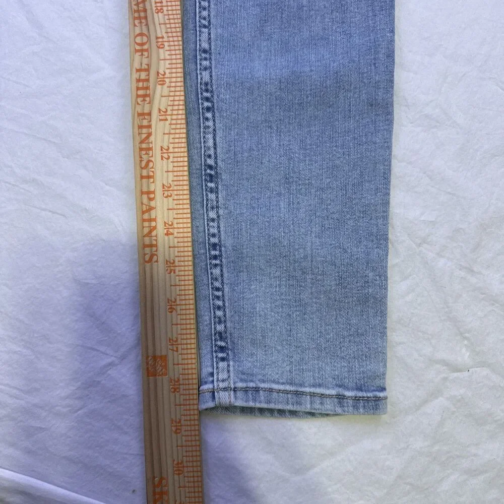 Abercrombie Kids. High-rise Jean Legging. Size 11/12 Slim. Light Wash Denim.